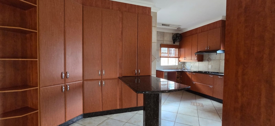 3 Bedroom Property for Sale in Wilkoppies North West